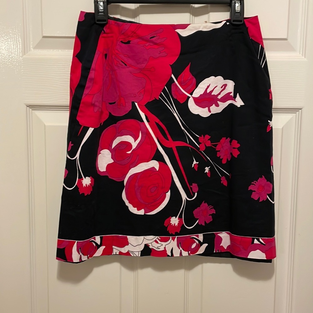 Tahari Short Skirt